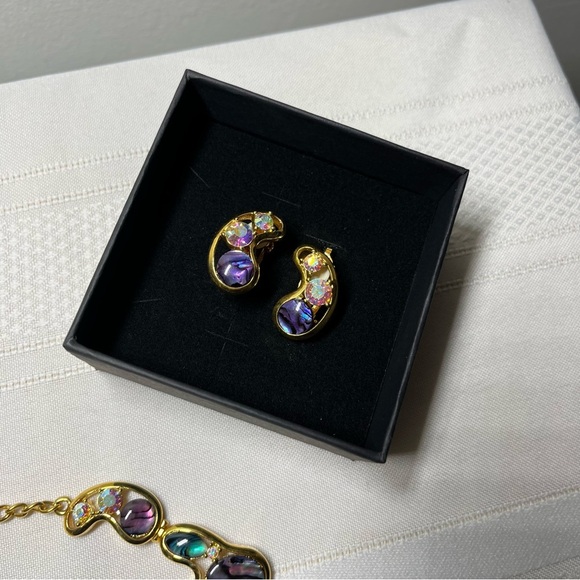 Vintage Butler necklace & clip on earrings. Gold tone. purple & blue. Gorgeous! - Picture 3 of 13